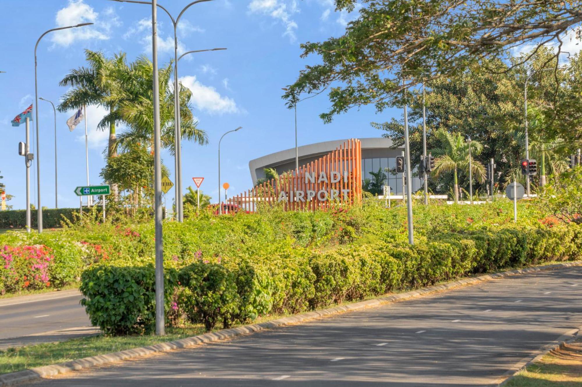 Trans International Hotel Nadi Esterno foto